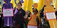 March to protest violence against women in Guatemala City.© JOHAN ORDONEZ/AFP/Getty Images