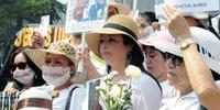 Mothers of the disappeared participate in the second National March for Dignity in Mexico City on 10 May 2013 (C)Amnesty International/Ricardo Ramírez Arriola