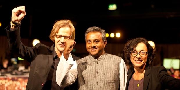 AI's John Peder Egenæs, Salil Shetty and NRK Telethon head Kari Bucher © Gry Monica Hellevik/Amnesty International