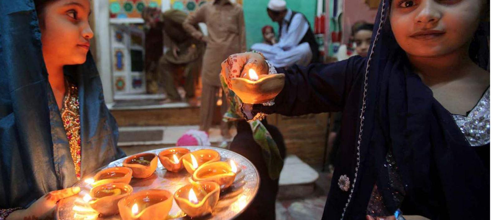 (C) Asianet-Pakistan / Shutterstock.com